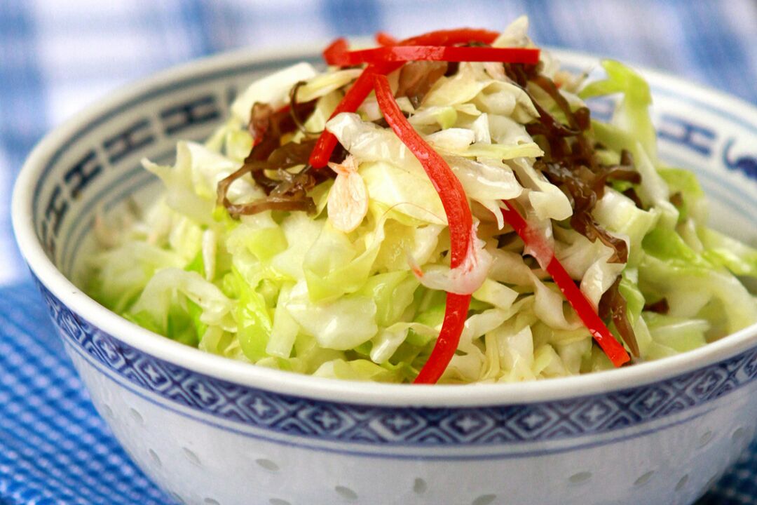 Aza entsalada Gogoko dieta menuko plater aukeretako bat da